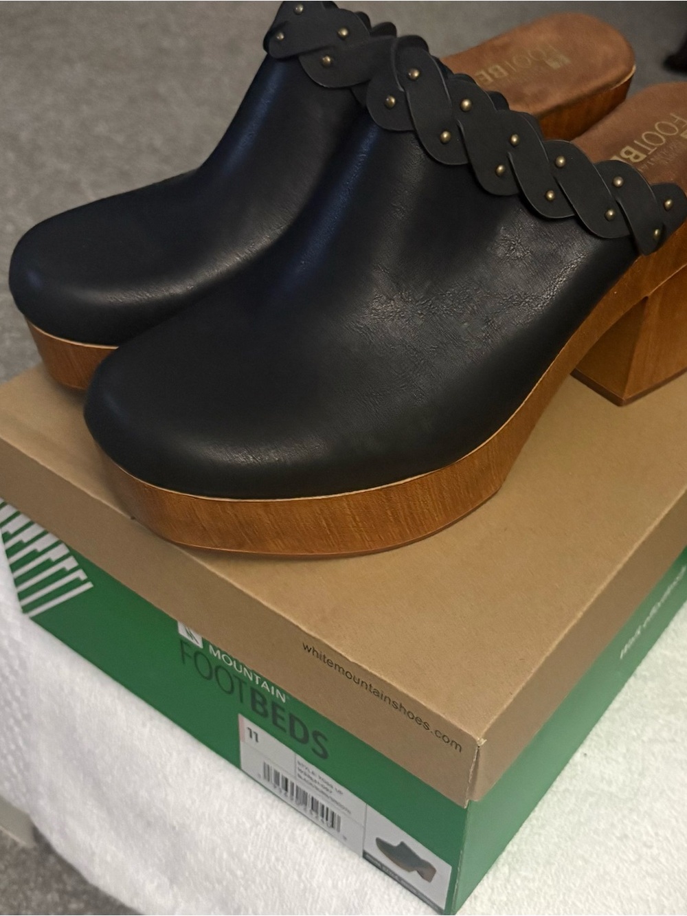 White Mountain Black Leather Scalloped Clog Mules with Wood Platform worn once